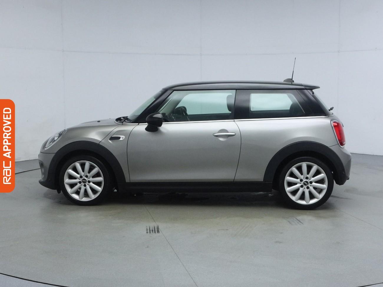 Mini Hatch view 26