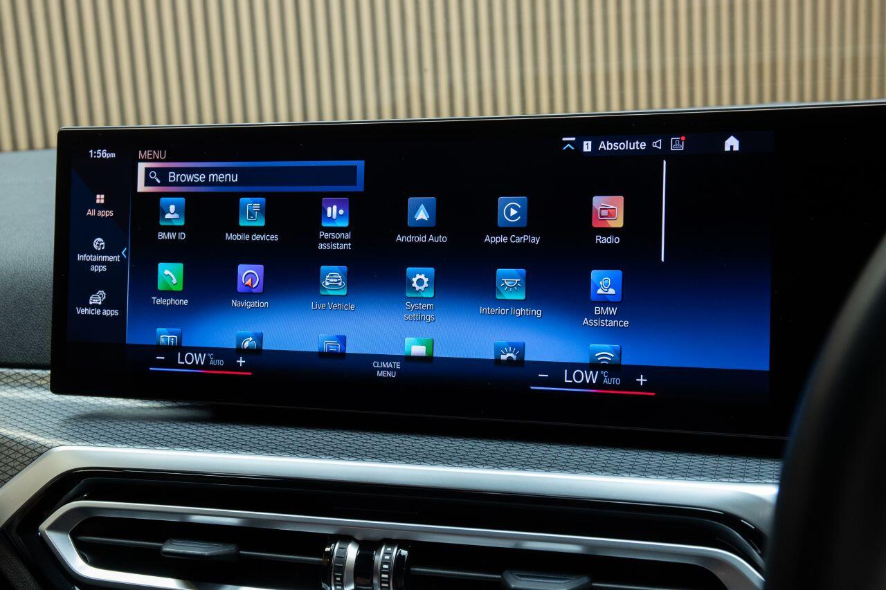 BMW 3 Series view 24