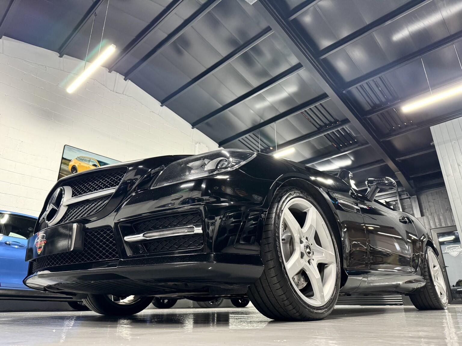 Mercedes-Benz SLK view 7