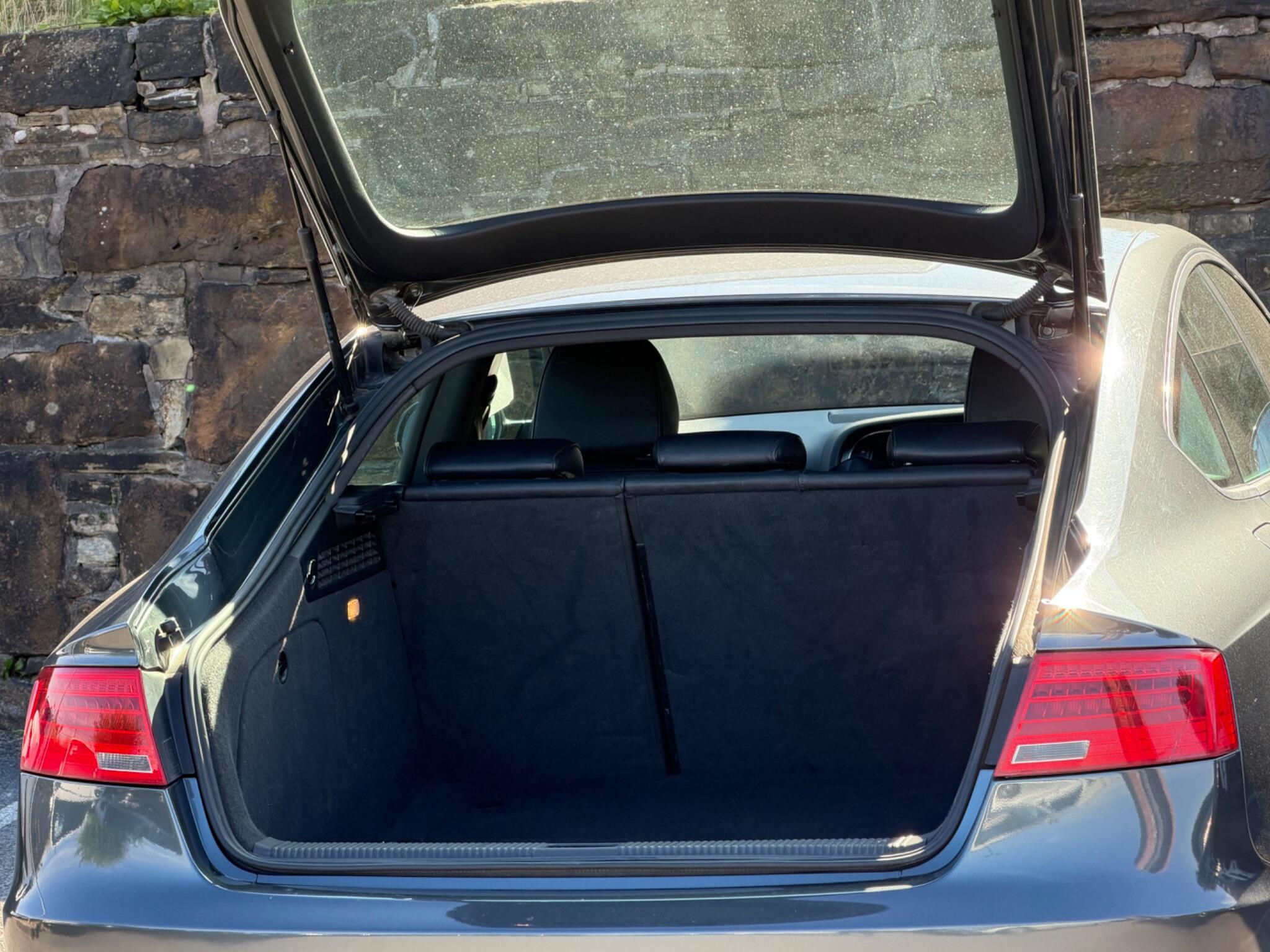 Audi A5 view 19