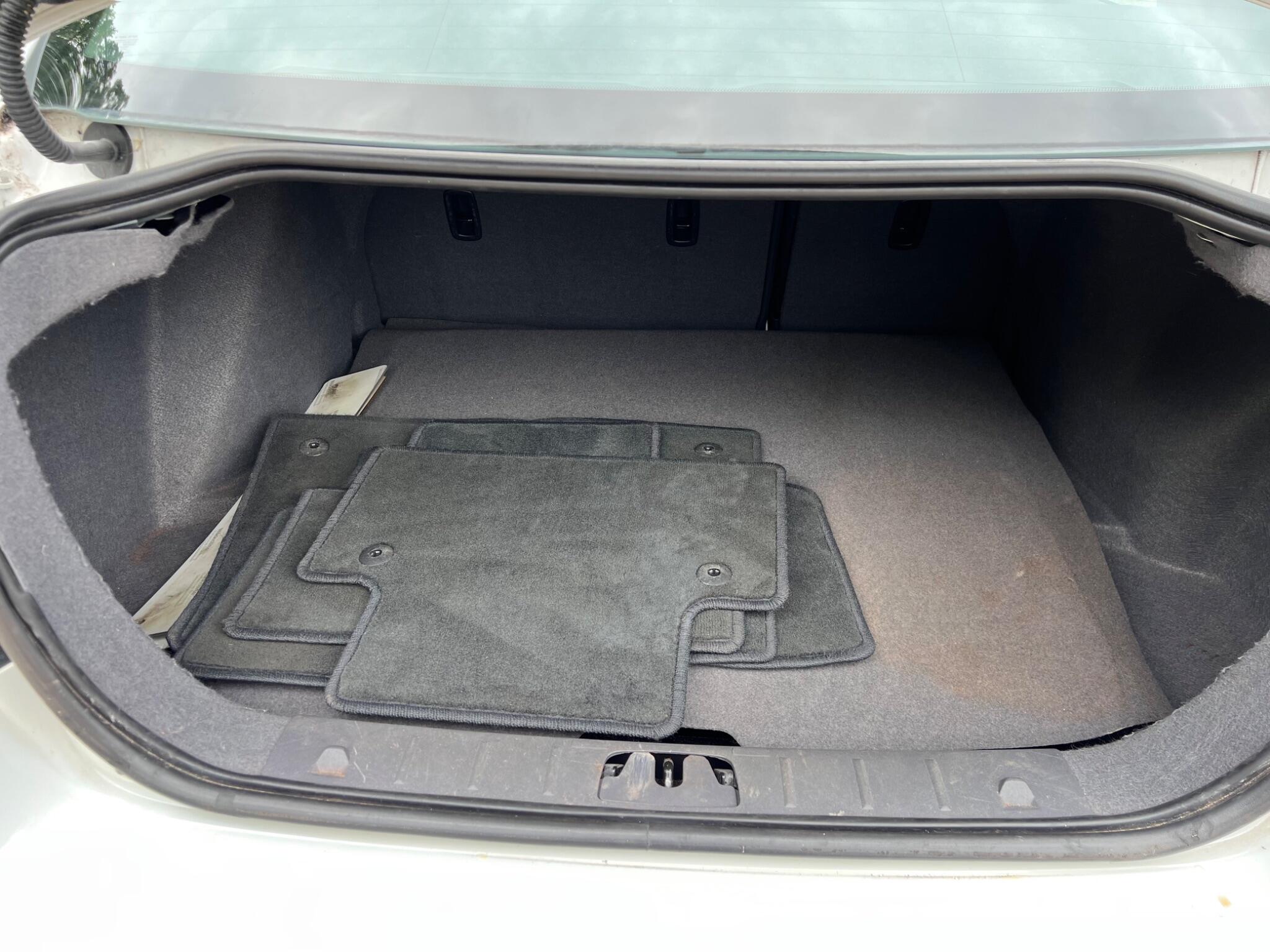 Volvo S40 view 18