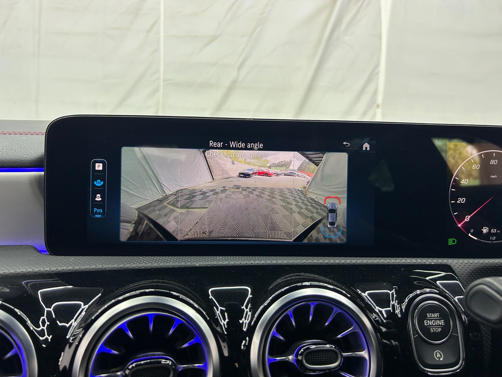 Mercedes-Benz Cla view 38
