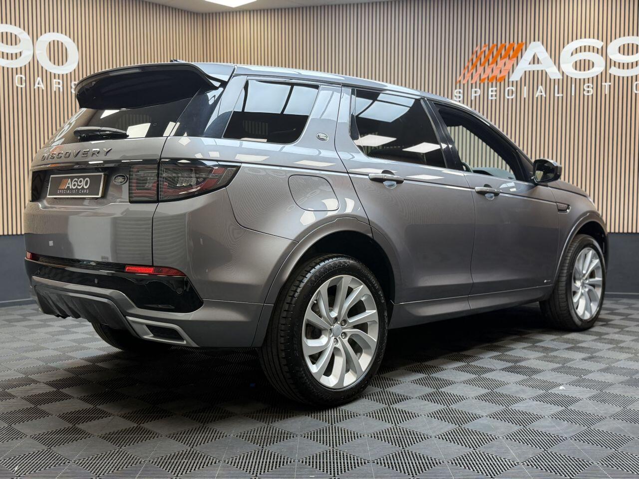 Land Rover Discovery Sport view 7