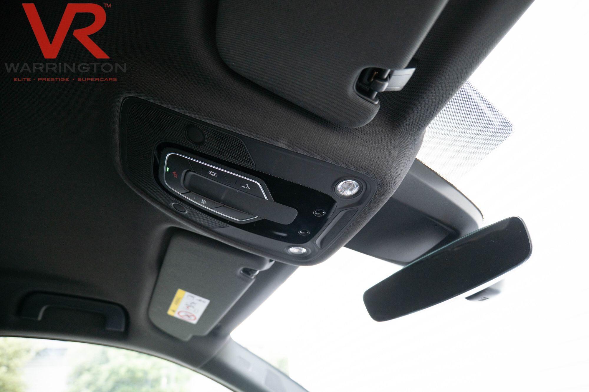 Audi Q7 view 36