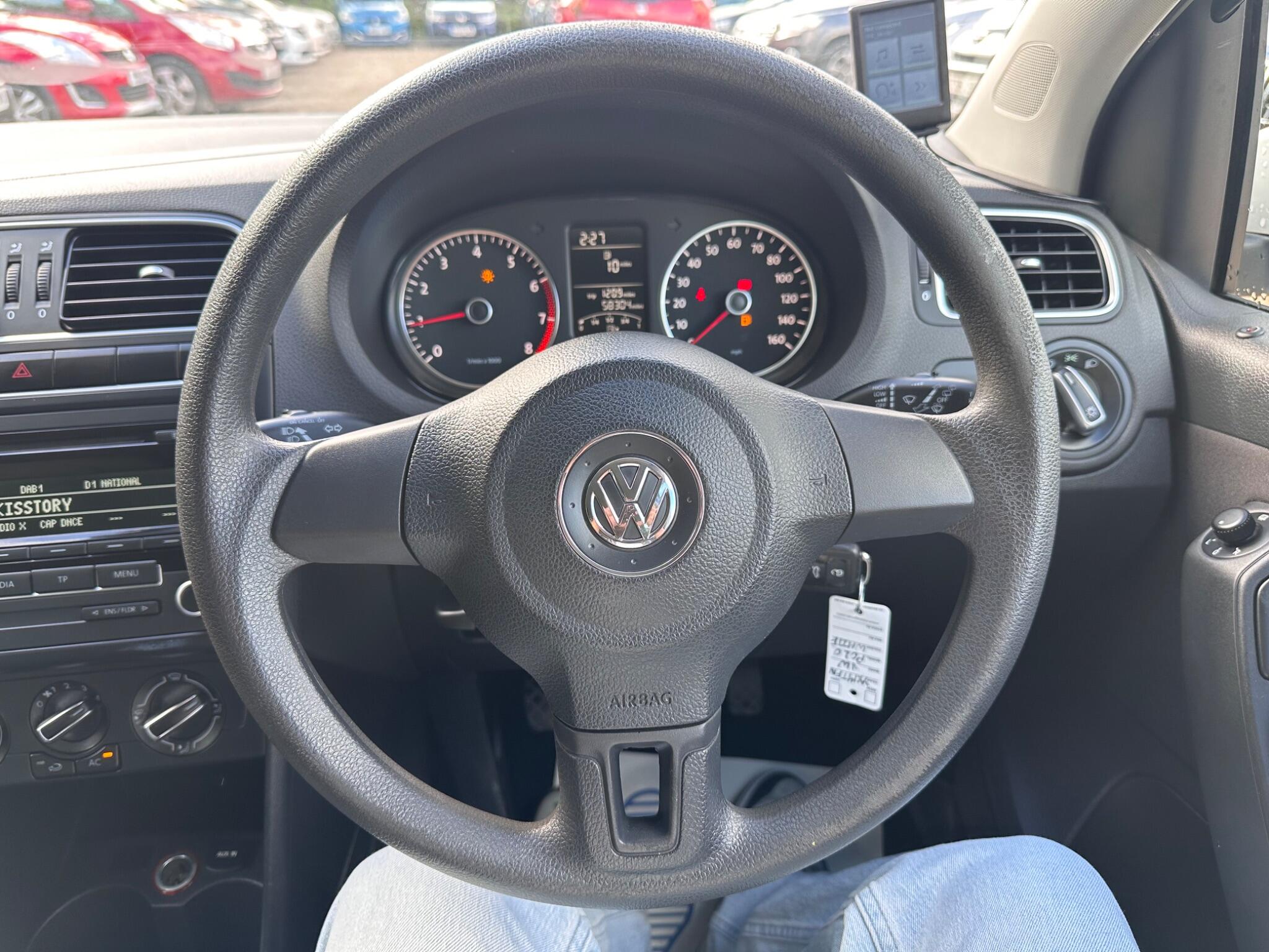 Volkswagen Polo view 26