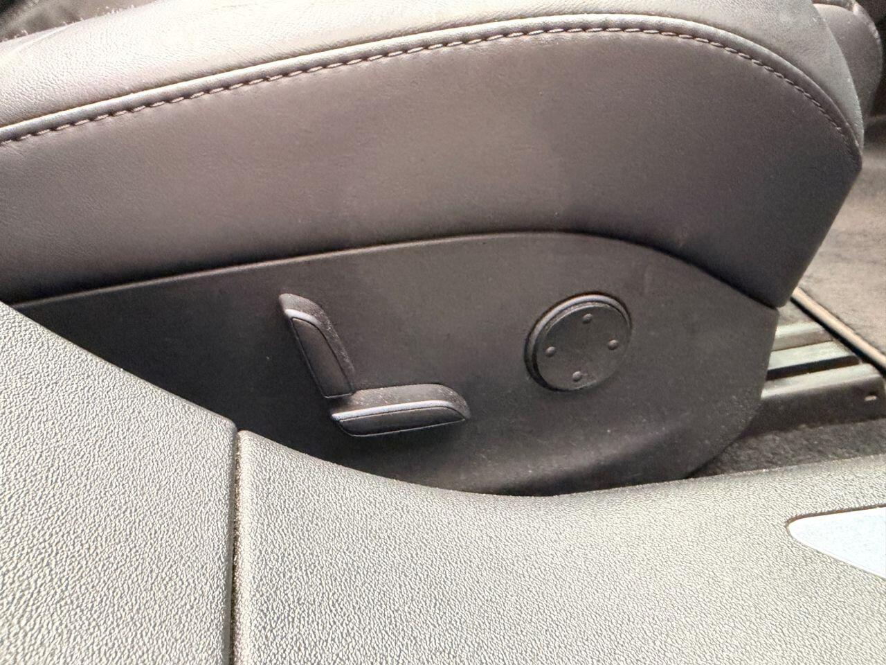 Tesla Model S view 15