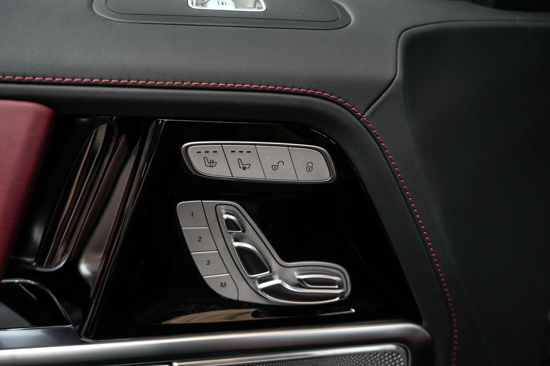 Mercedes-Benz G-Class view 19