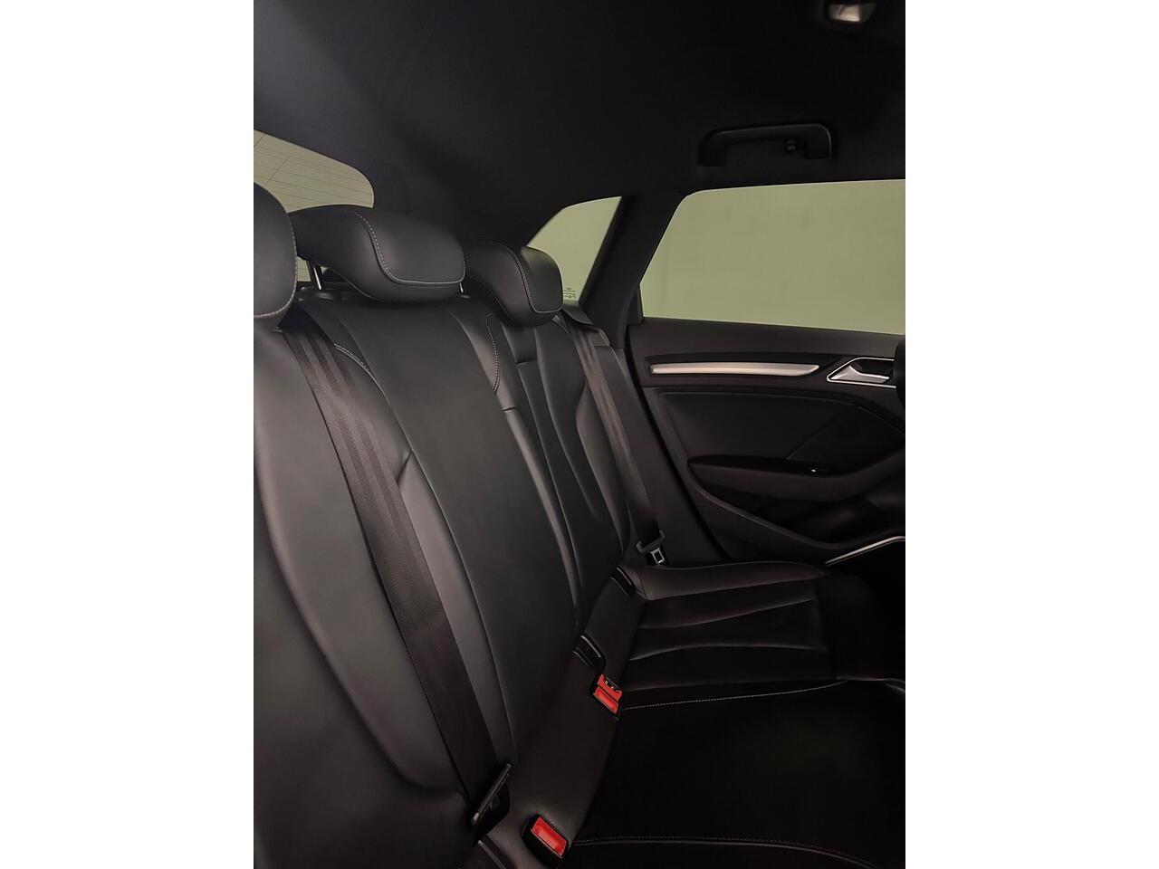 Audi S3 view 14