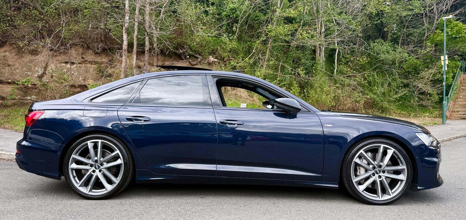 Audi A6 Saloon view 4
