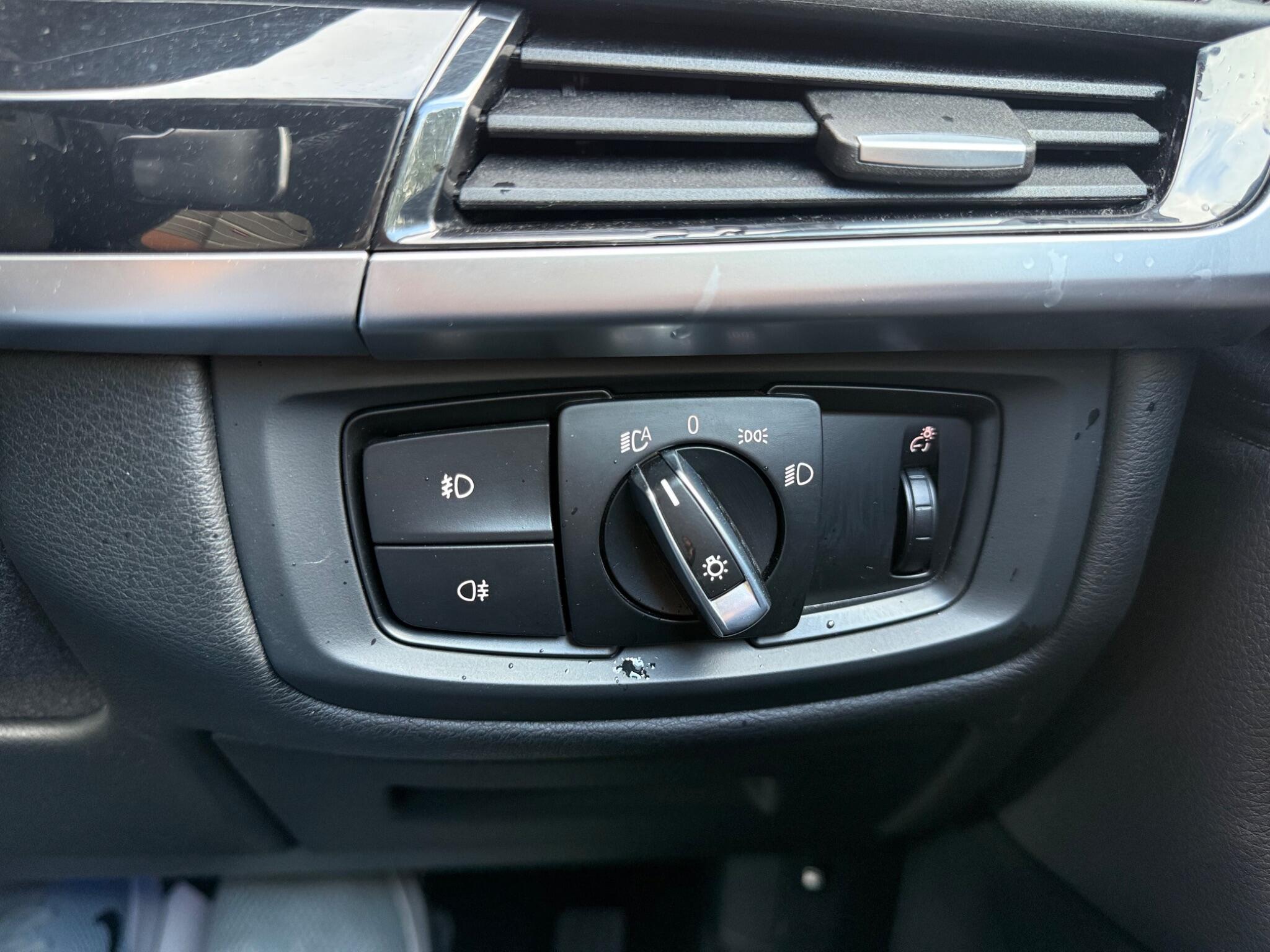 BMW X5 view 19