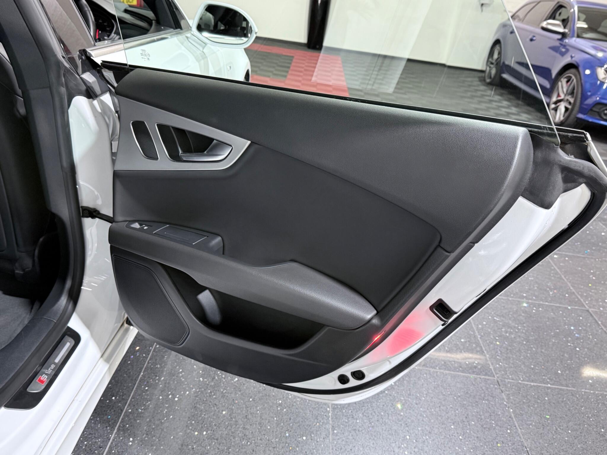 Audi A7 view 54