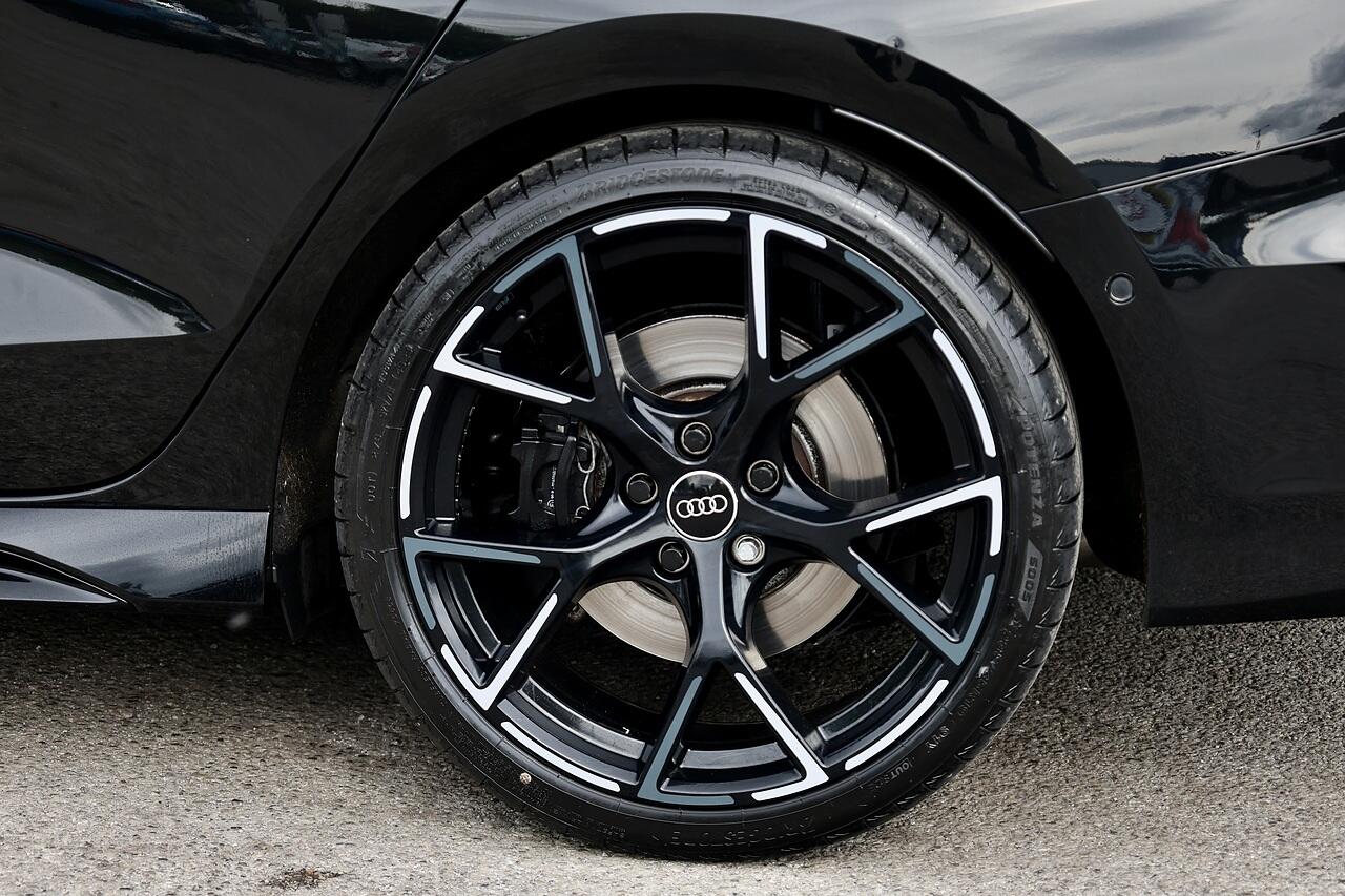 Audi RS3 view 29