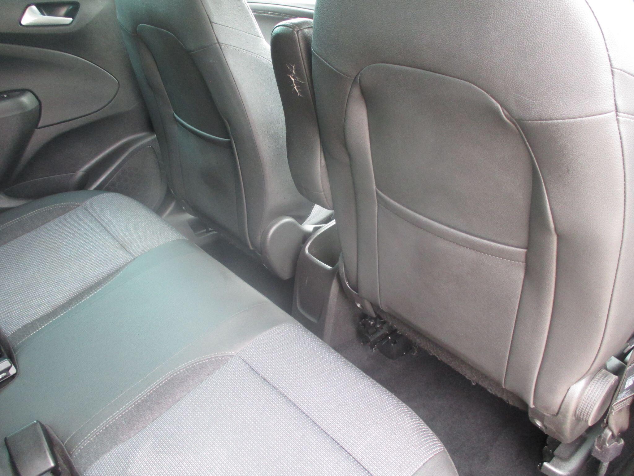 Vauxhall Crossland view 27