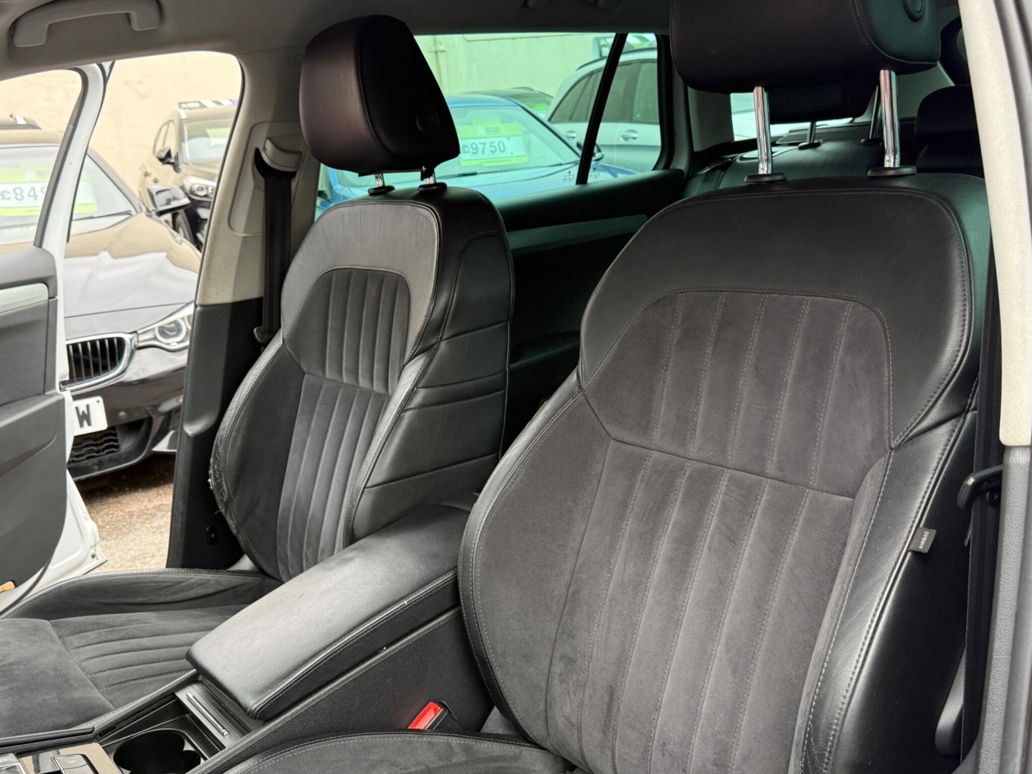 Skoda Superb - Image 45