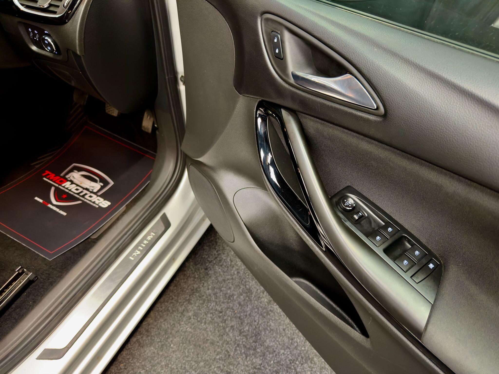 Vauxhall Astra view 22