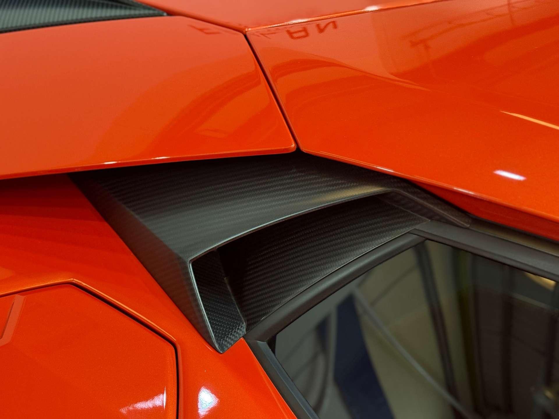 Lamborghini Aventador view 66