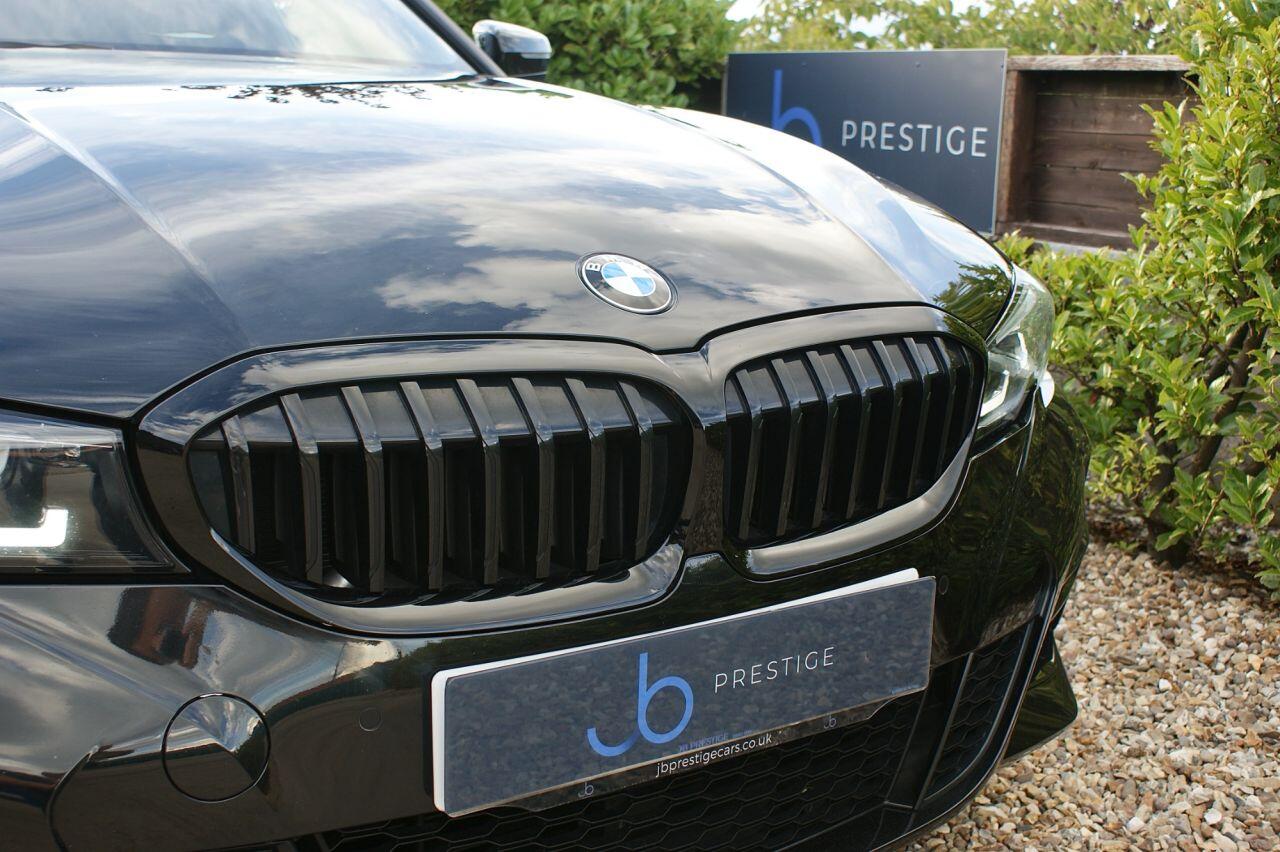 BMW 3 Series view 7