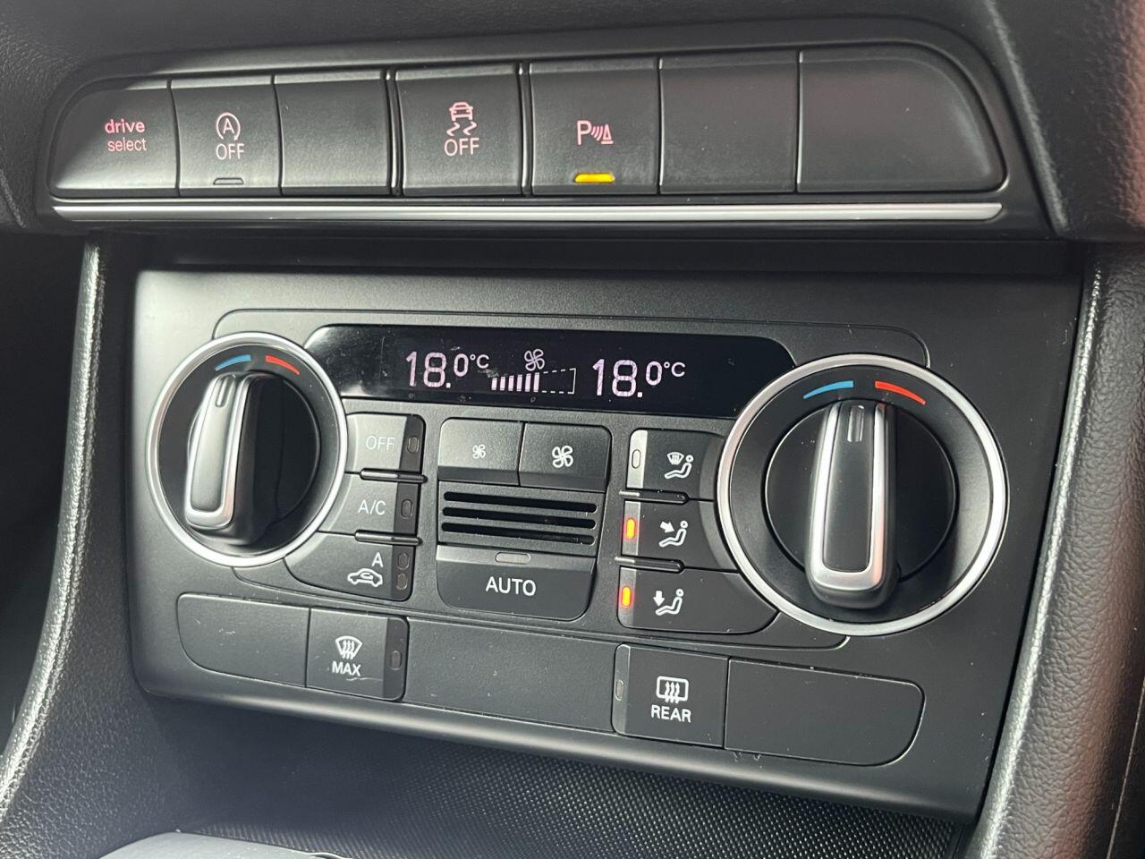 Audi Q3 view 22