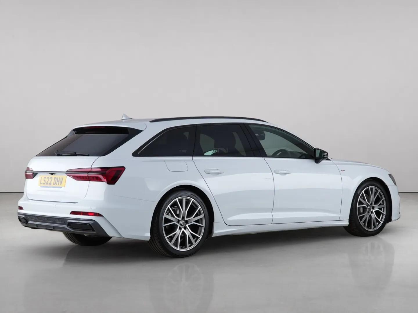 Audi A6 view 6