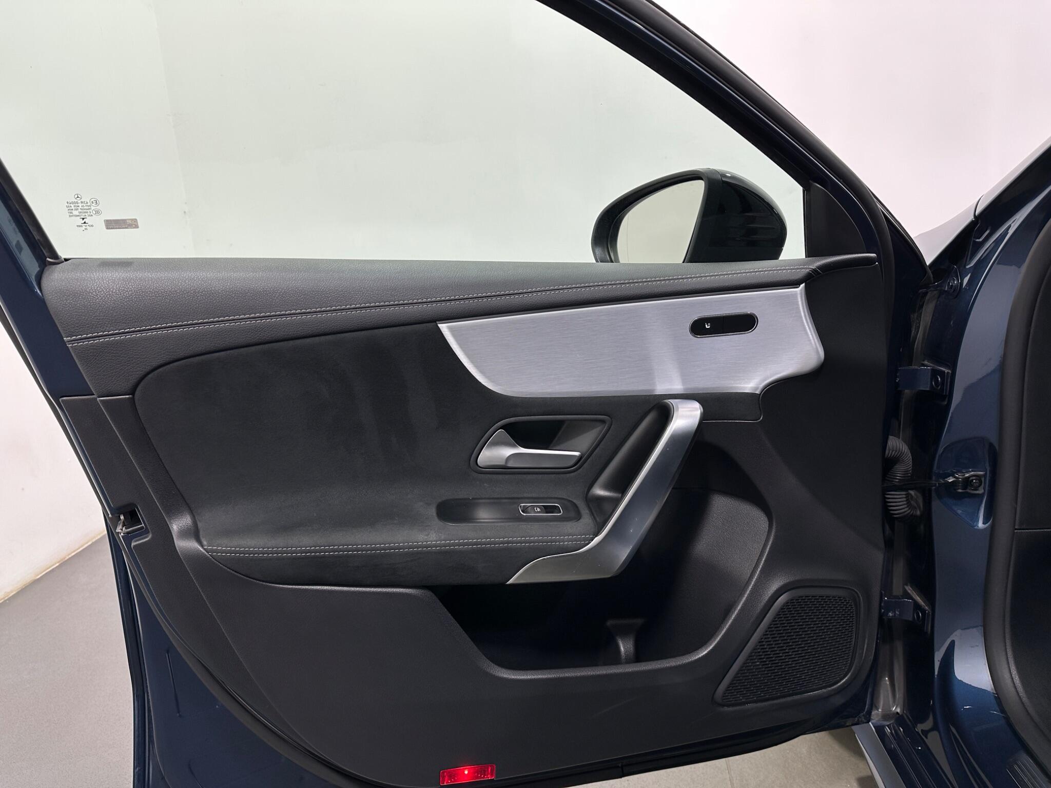 Mercedes-Benz A-Class view 39