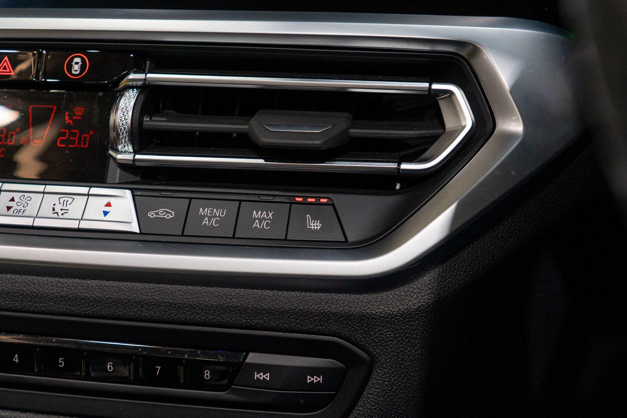 BMW M4 view 33
