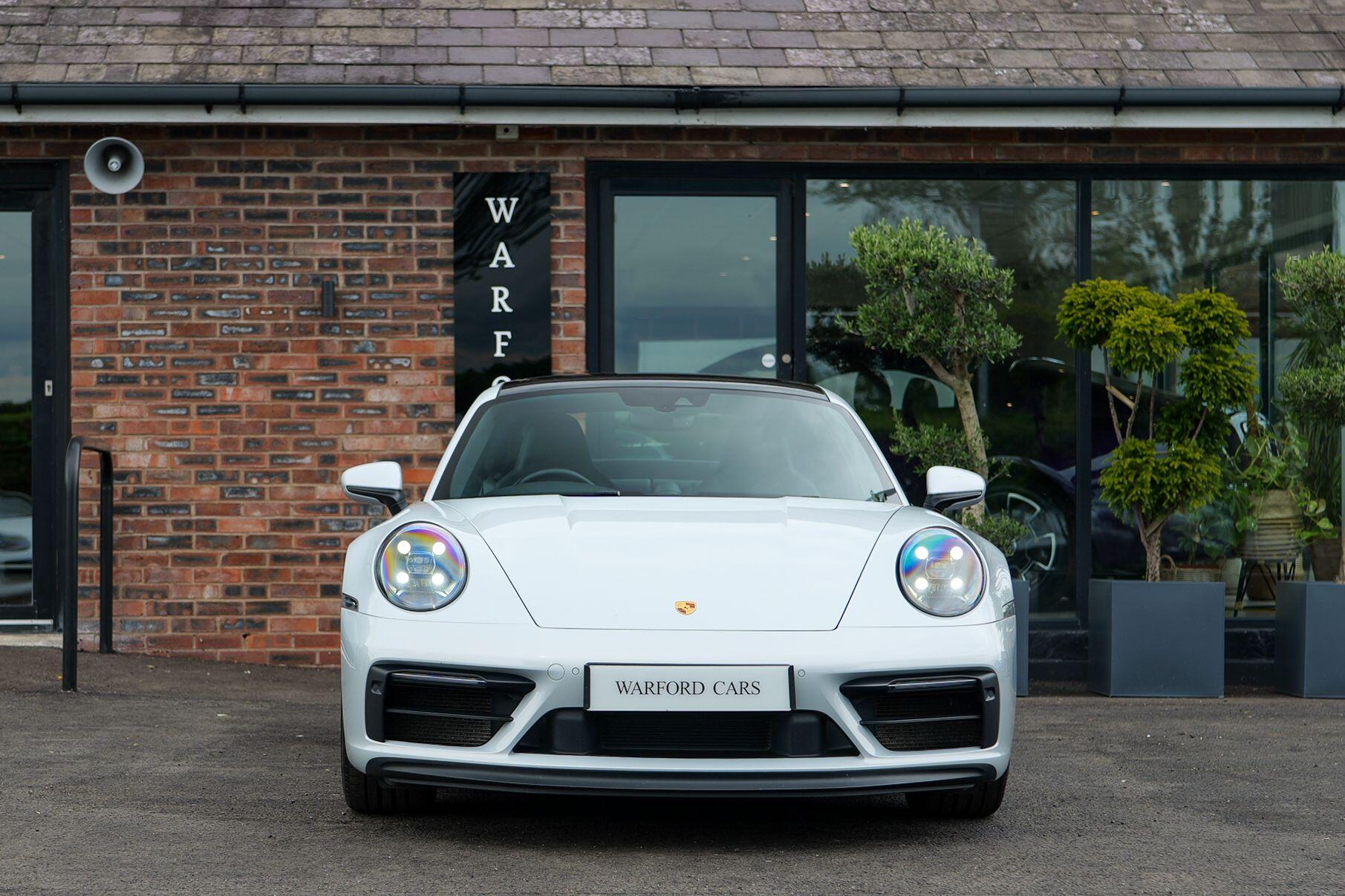 Porsche 911 view 2