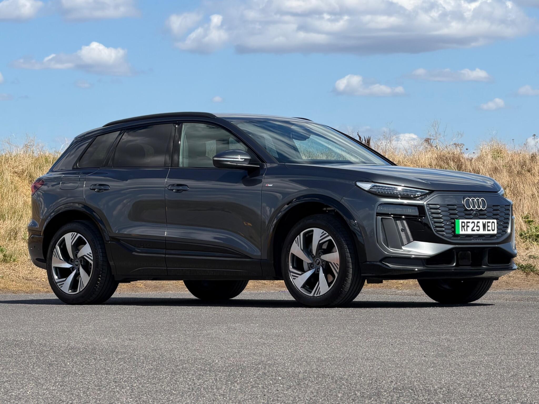 Audi E-Tron view 41
