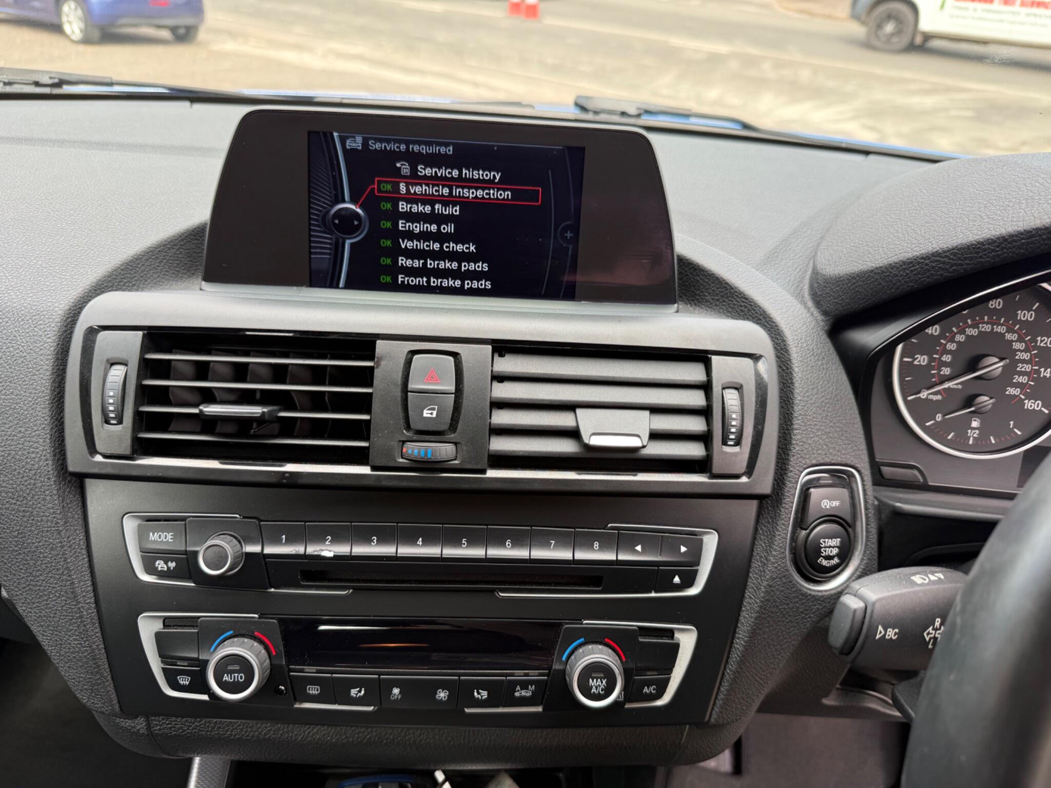 BMW 1 Series view 22