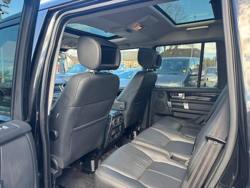 Land Rover Discovery view 59