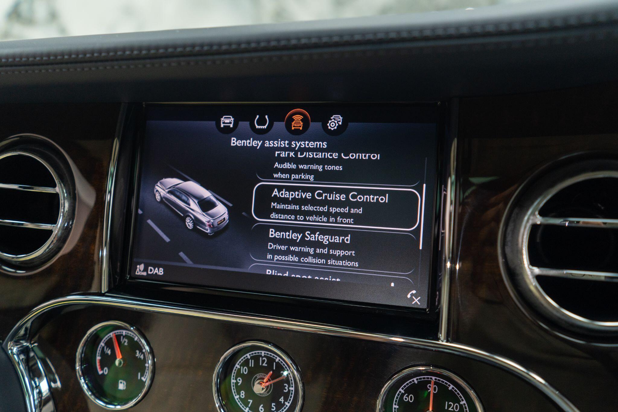 Bentley Mulsanne view 40