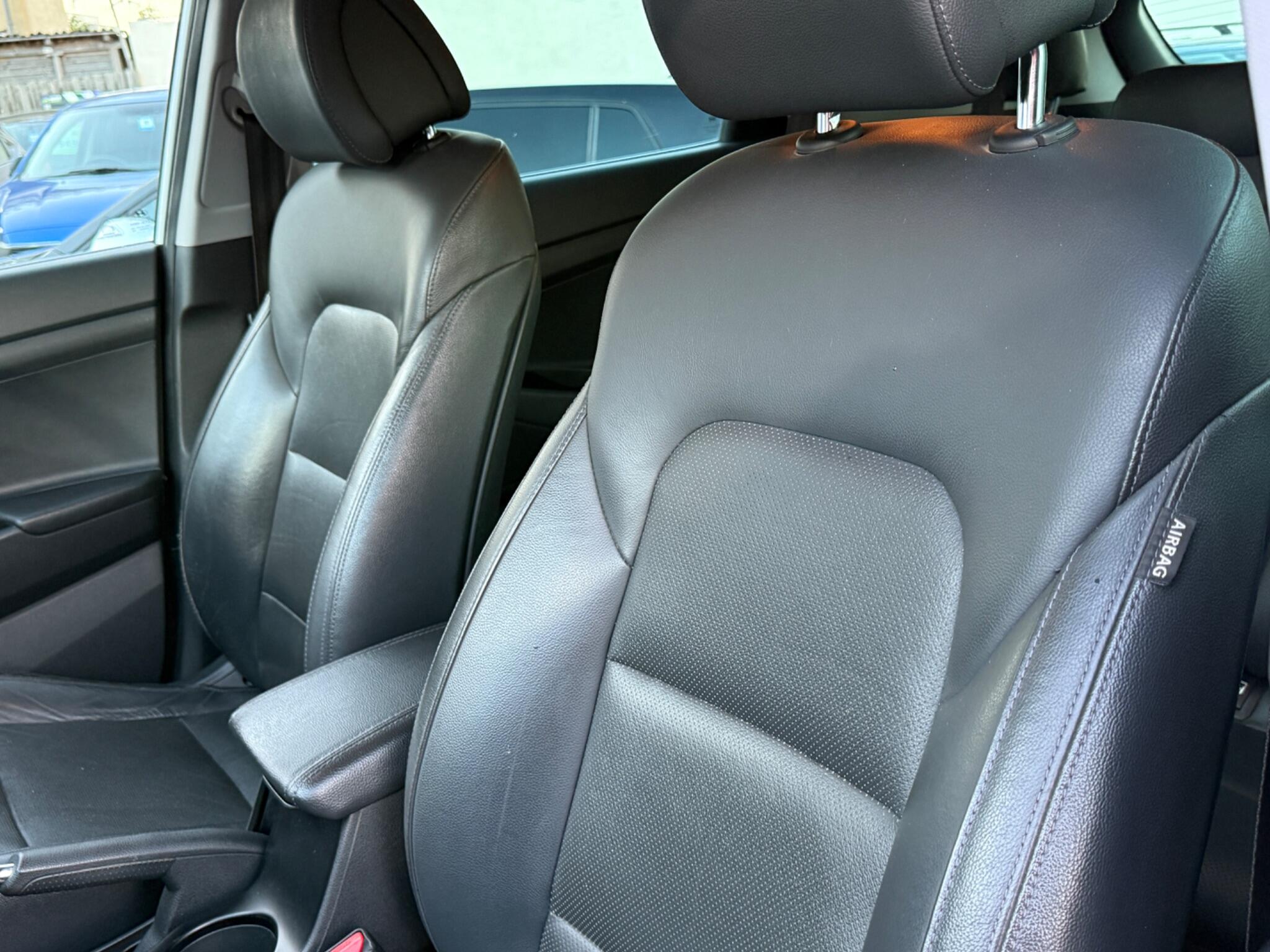 Hyundai TUCSON - Image 45