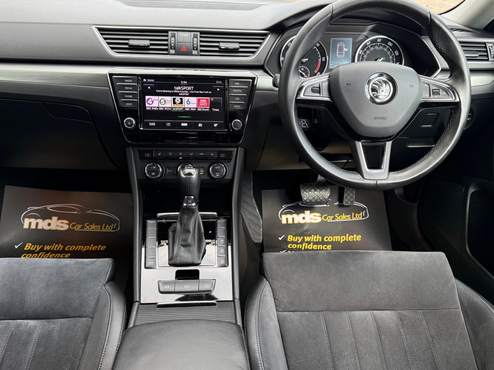 Skoda Superb view 23