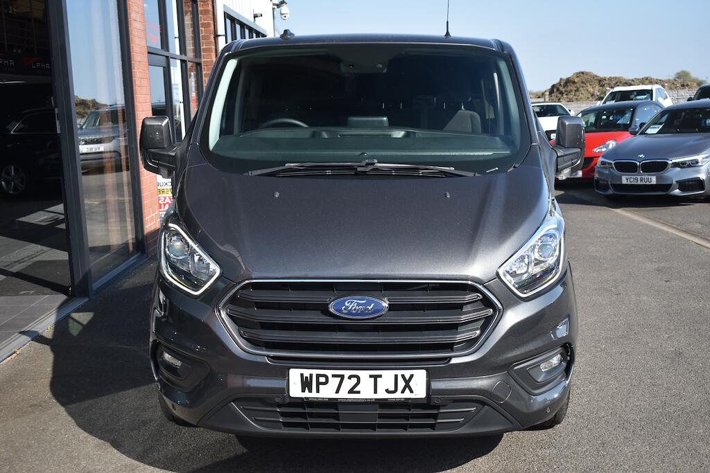 Ford Transit Custom view 3
