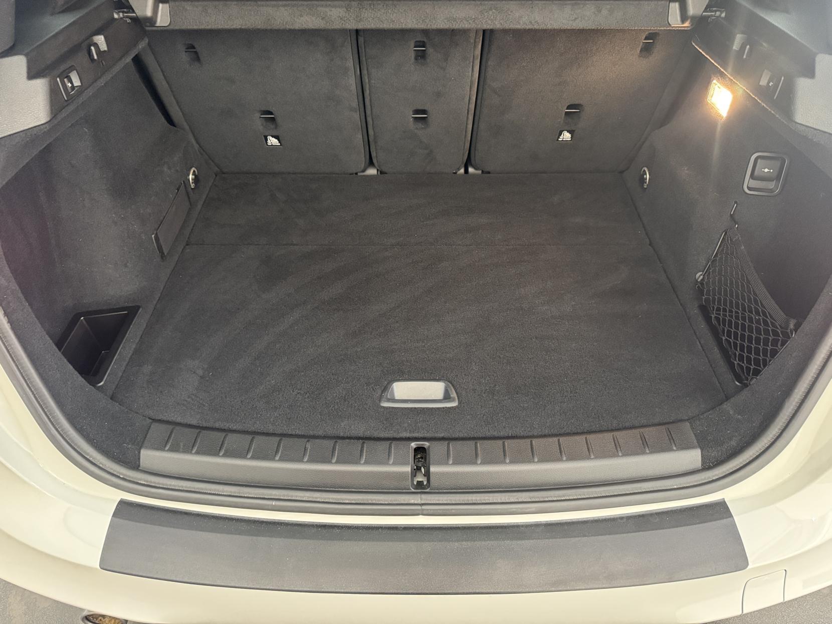 BMW 2 Series Active Tourer view 76