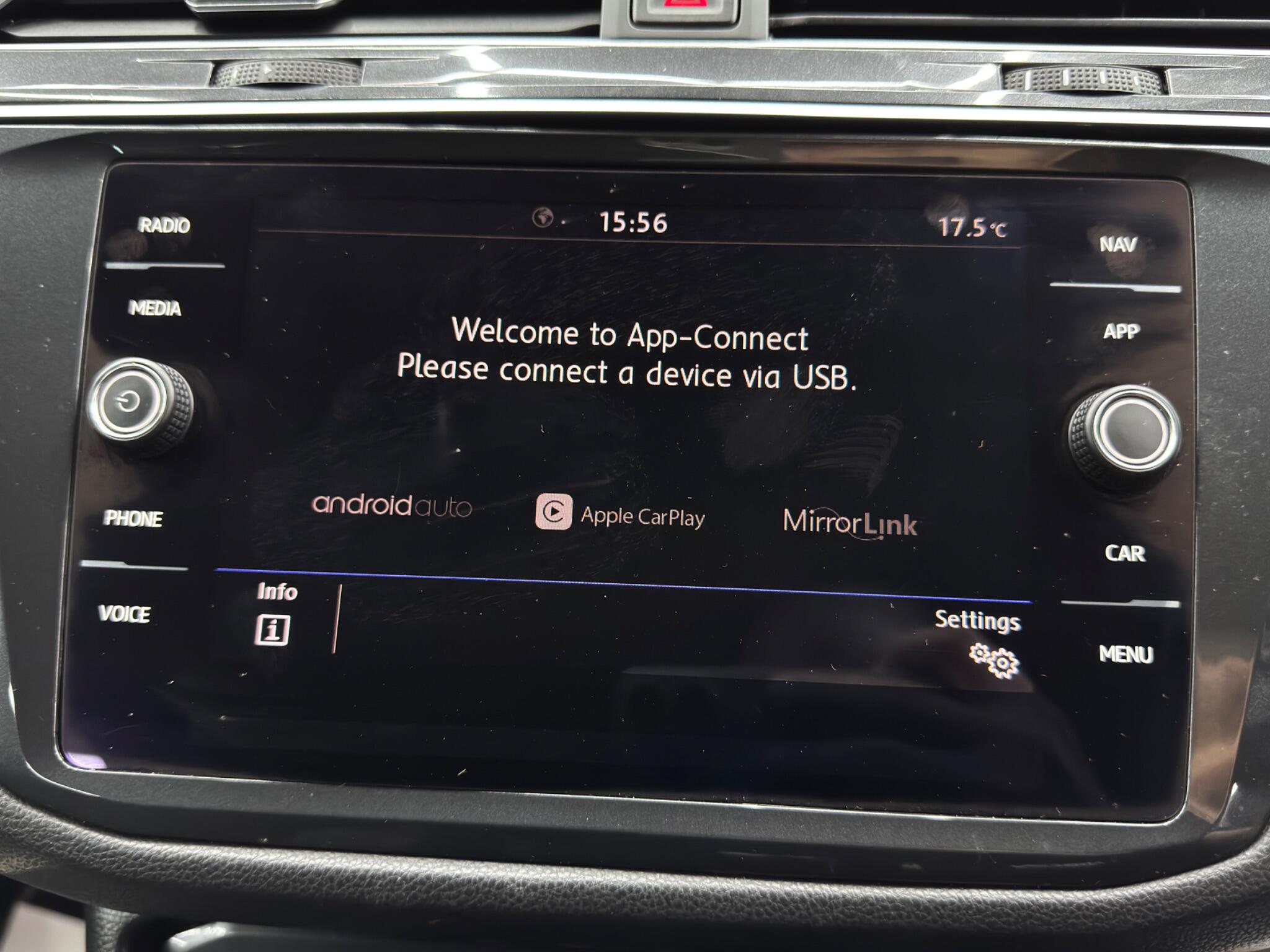 Volkswagen Tiguan view 35