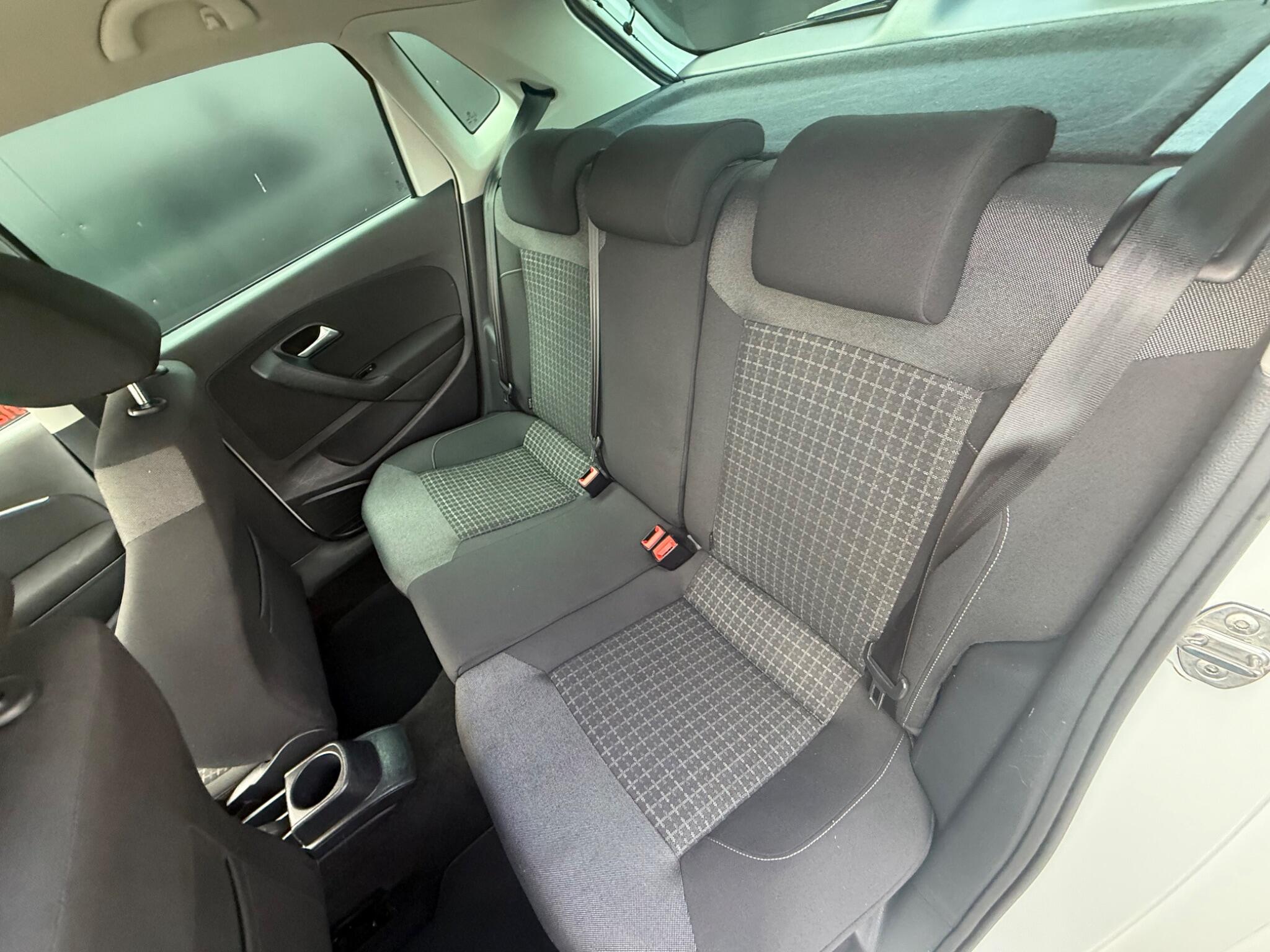 Volkswagen Polo view 24