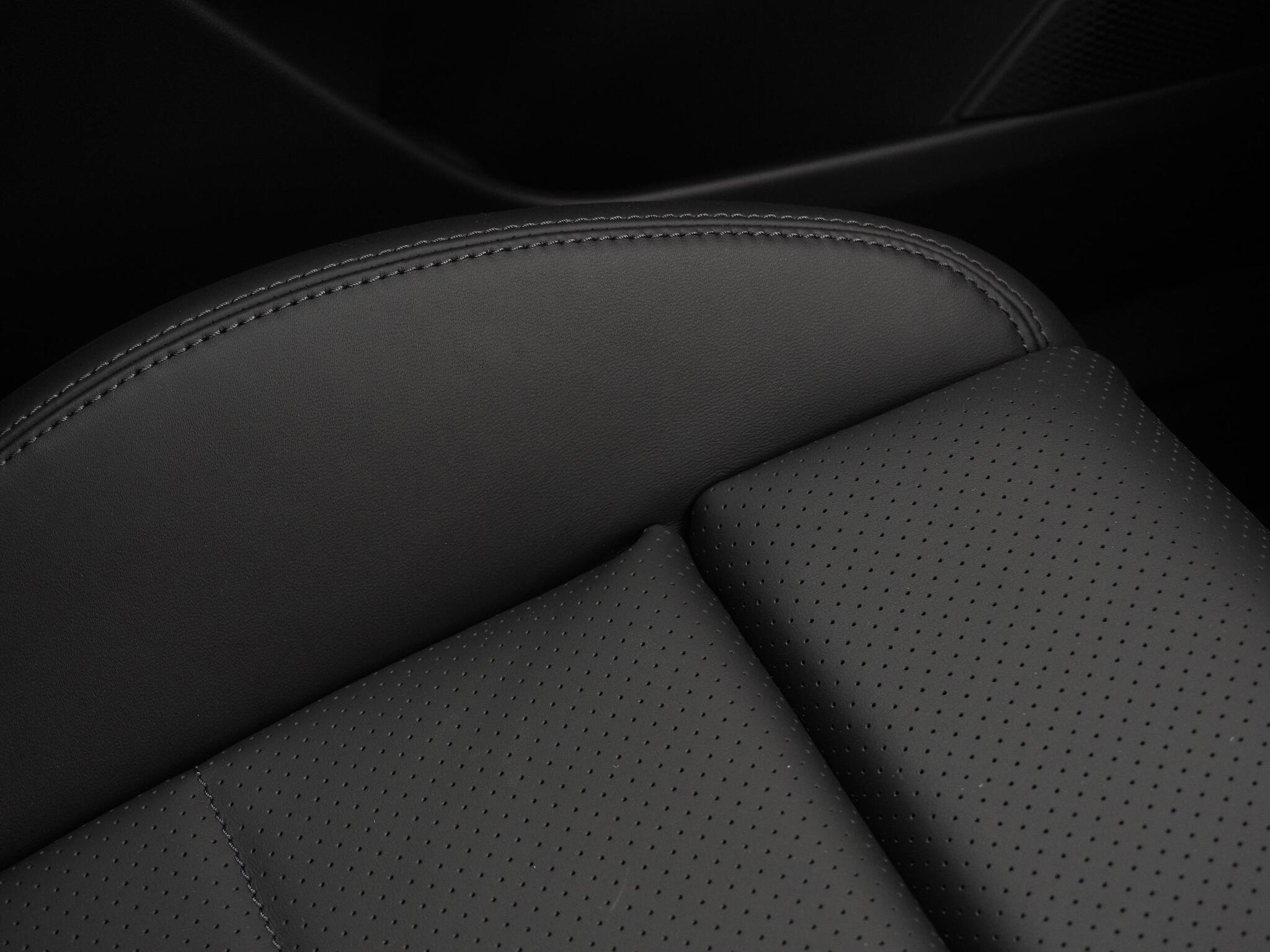 Porsche Macan view 17