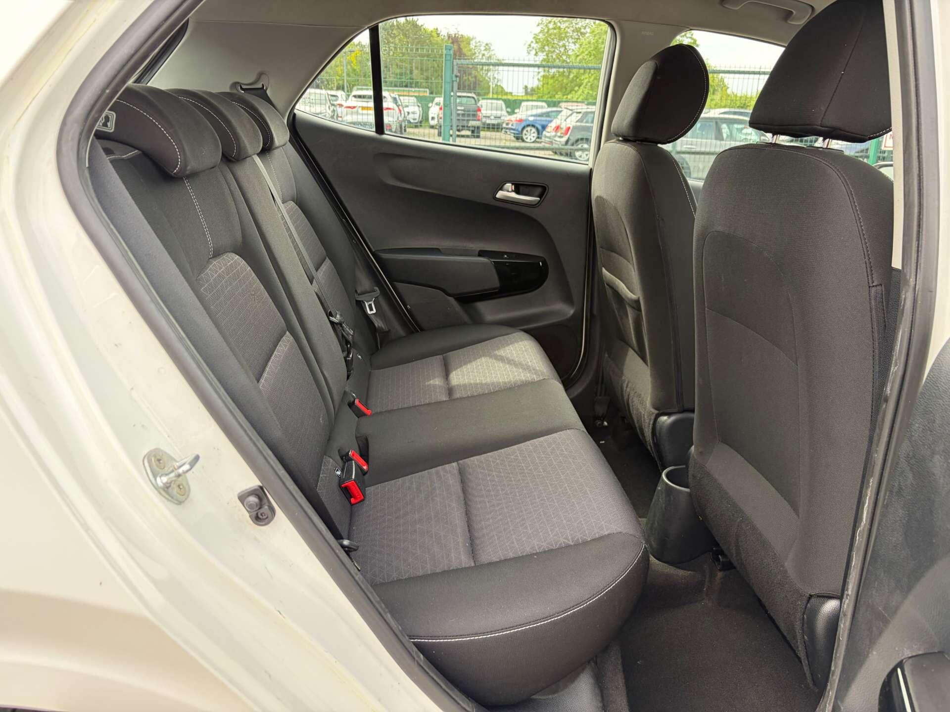 Kia Picanto view 27