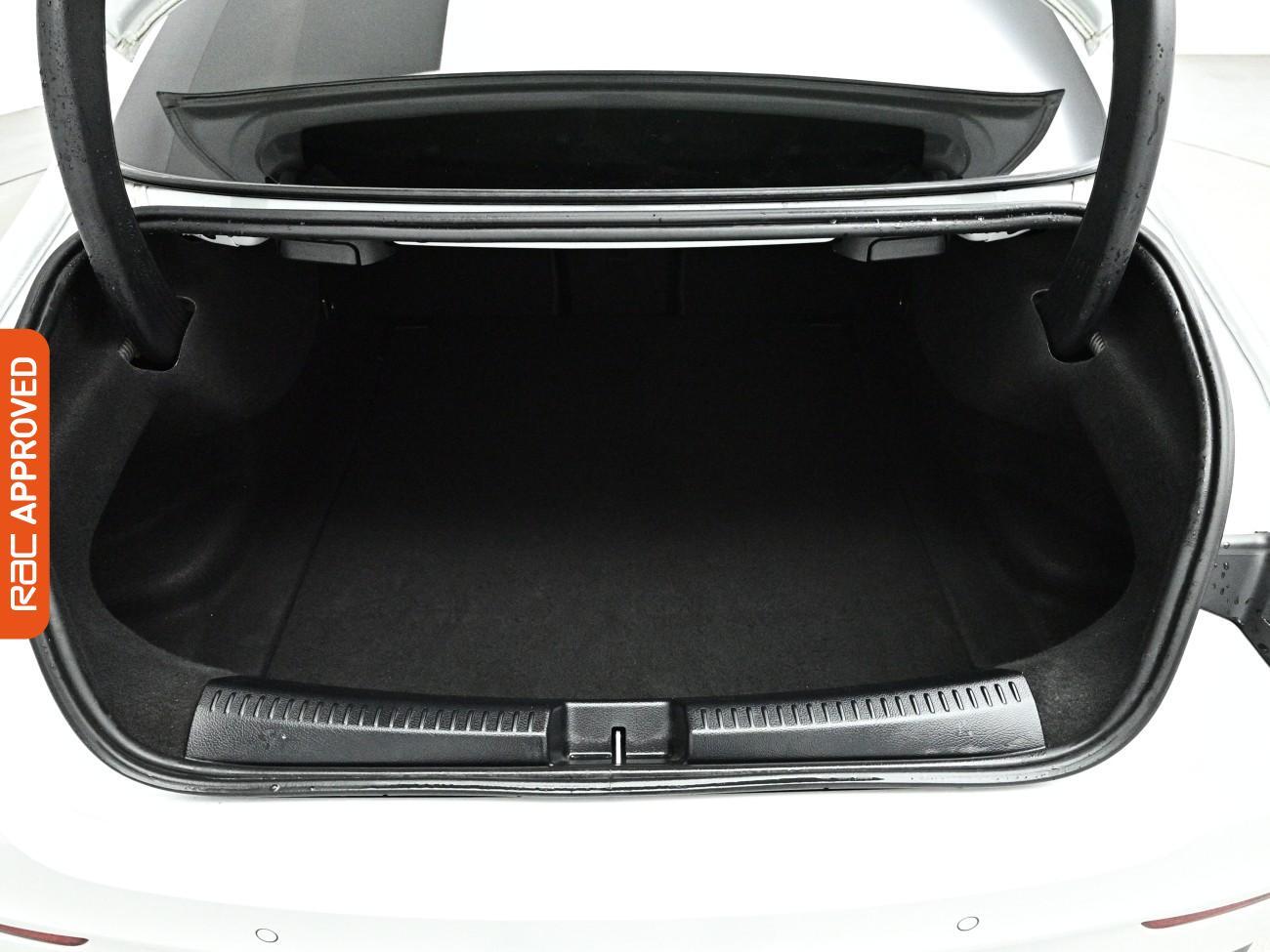 Mercedes-Benz Cla view 28
