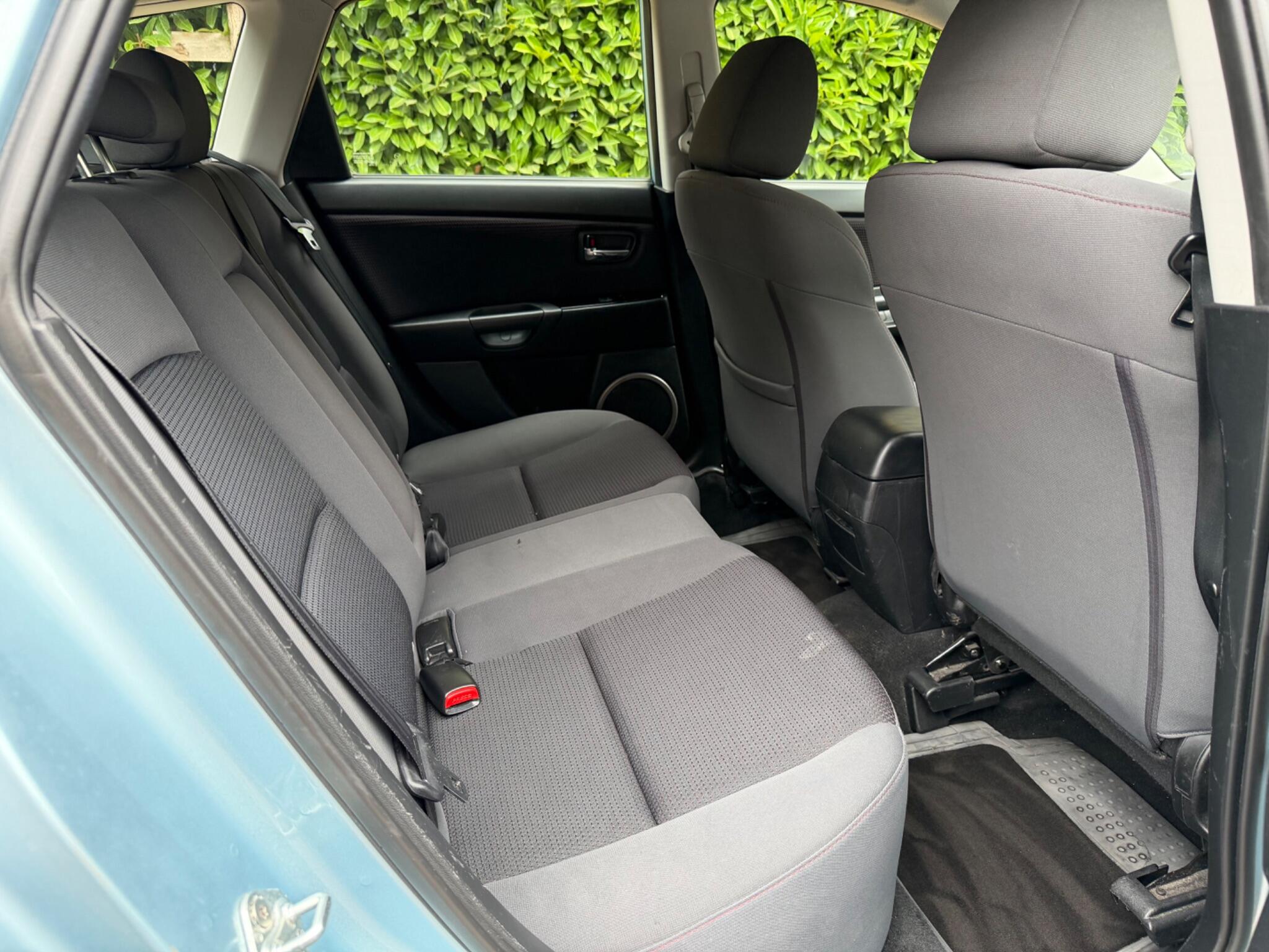Mazda Mazda3 view 16