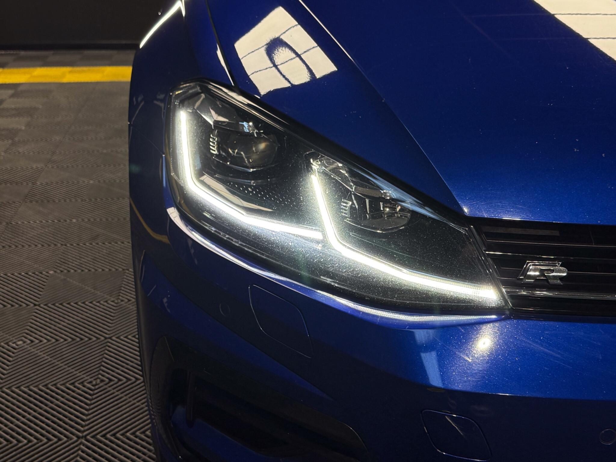 Volkswagen Golf view 8