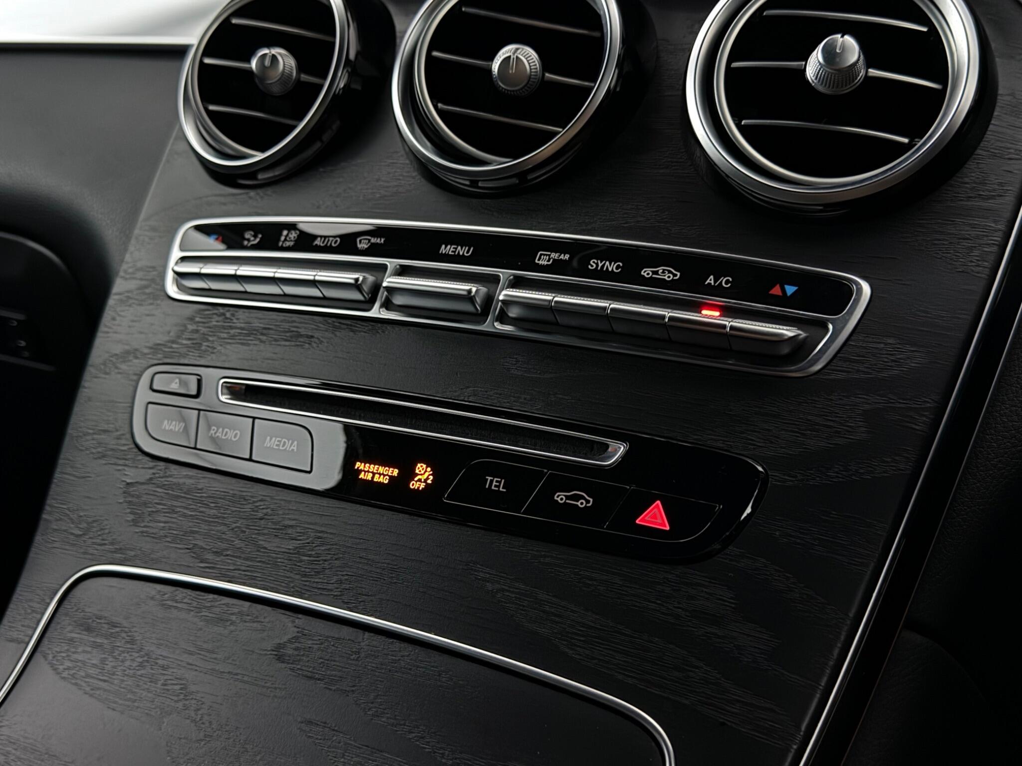 Mercedes-Benz GLC view 23