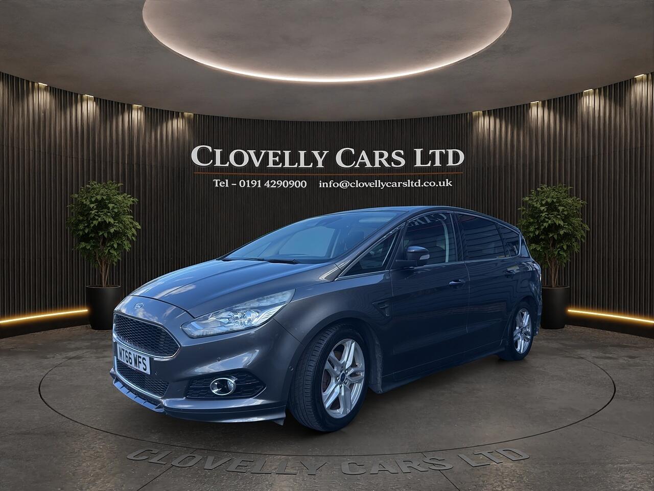 Ford S-Max view 25