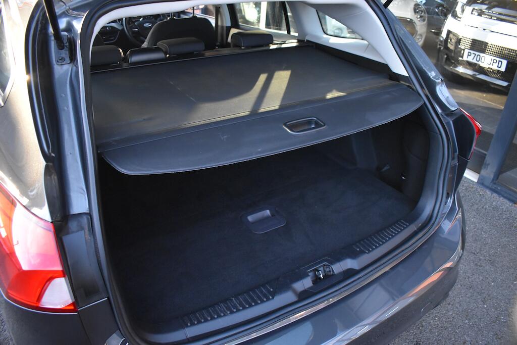 Ford Focus view 46