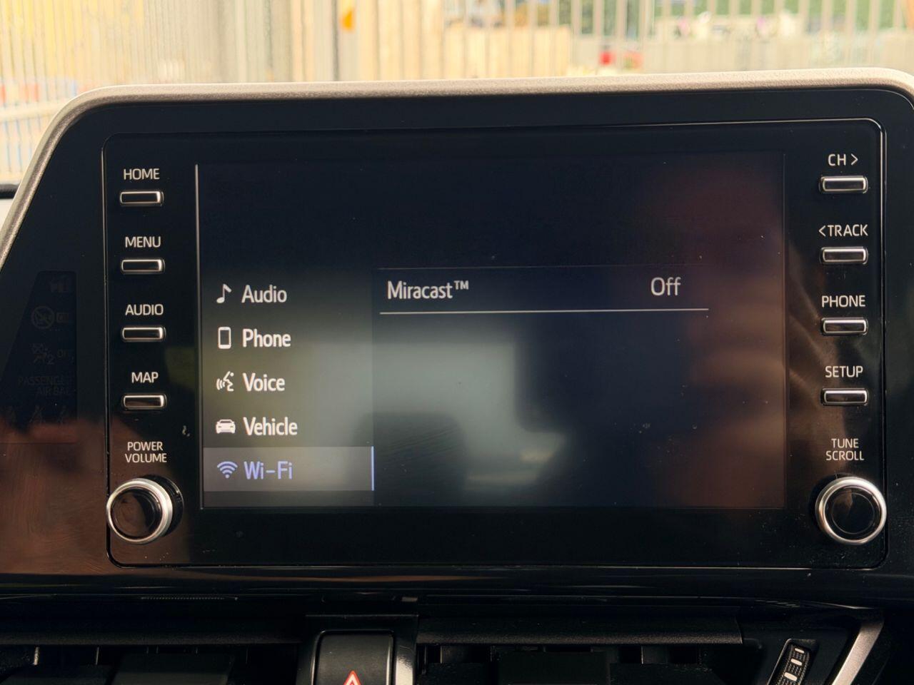 Toyota C-HR view 49