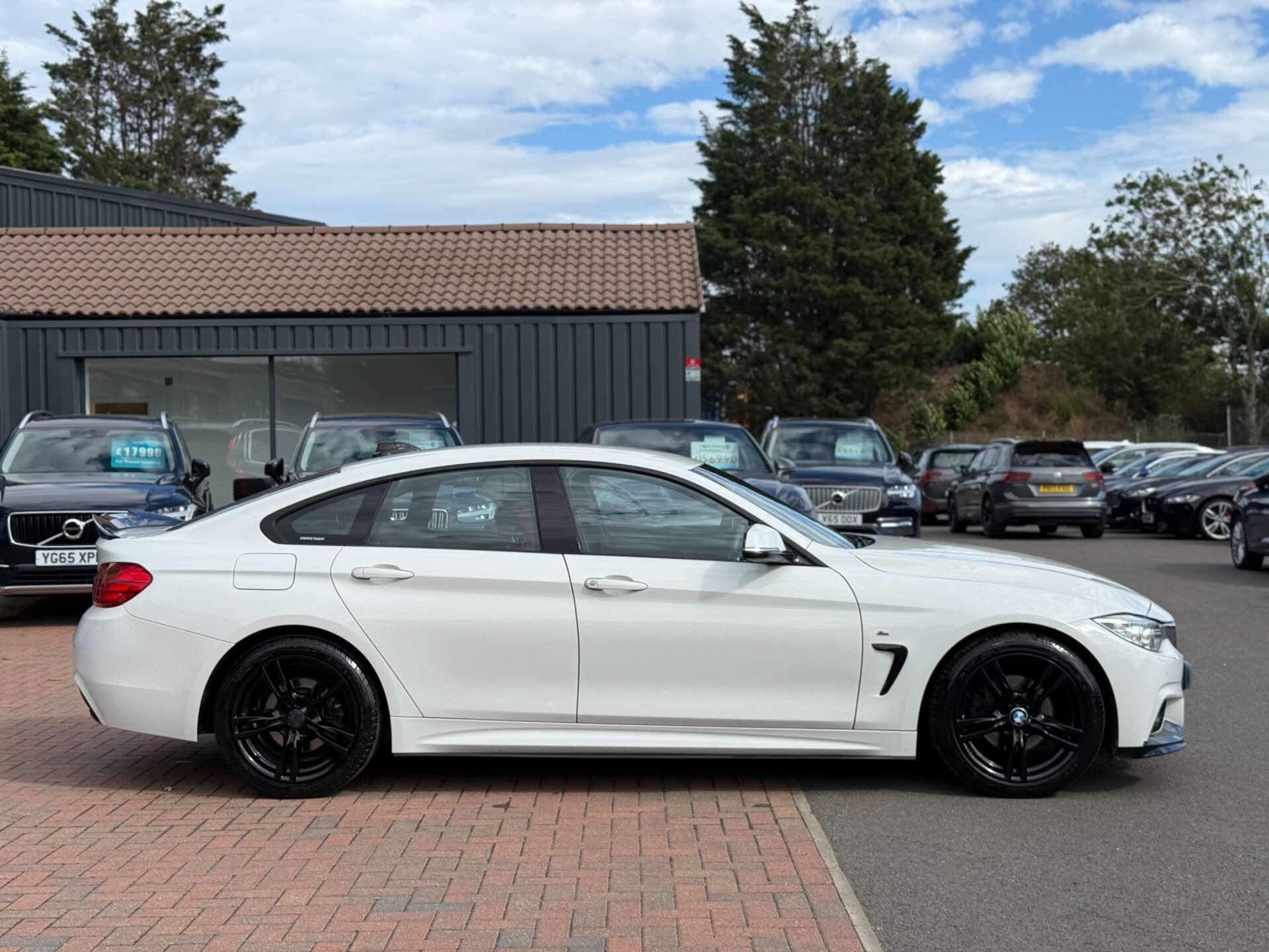 BMW 4 Series view 20