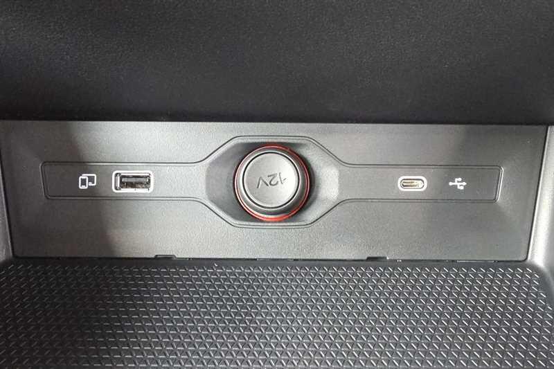 MG MG3 view 35