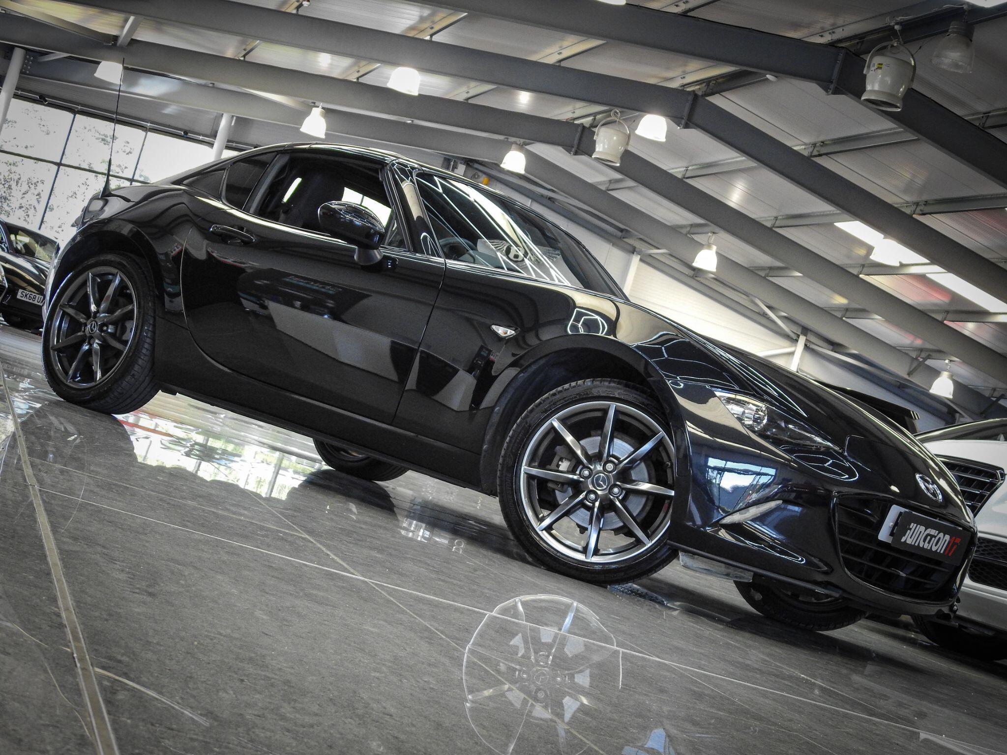 Mazda MX-5 view 2