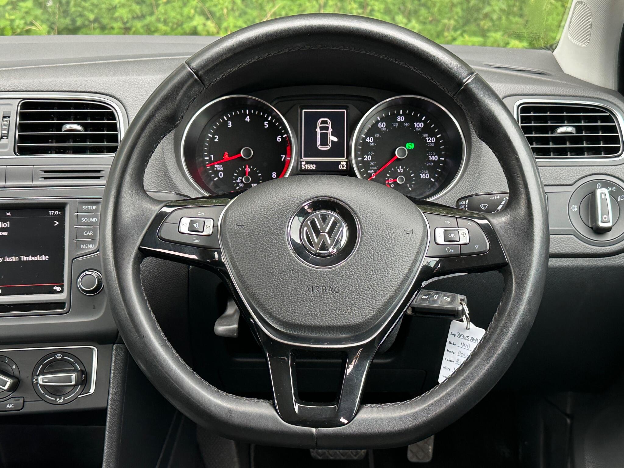 Volkswagen Polo view 22