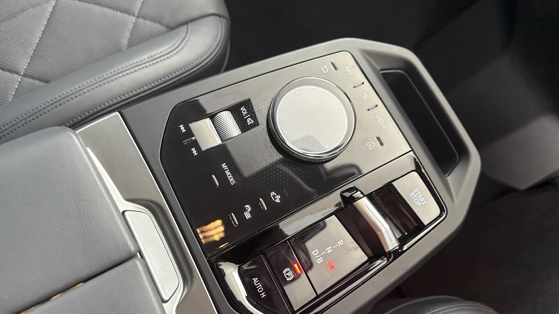BMW iX view 20
